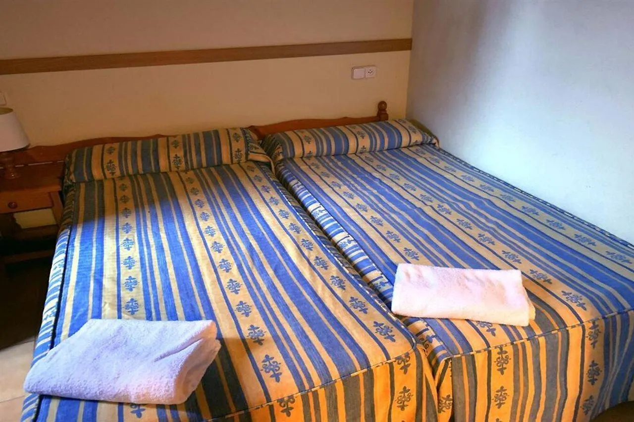 Apartamentos La Solana Pla de l'Ermita 0*,