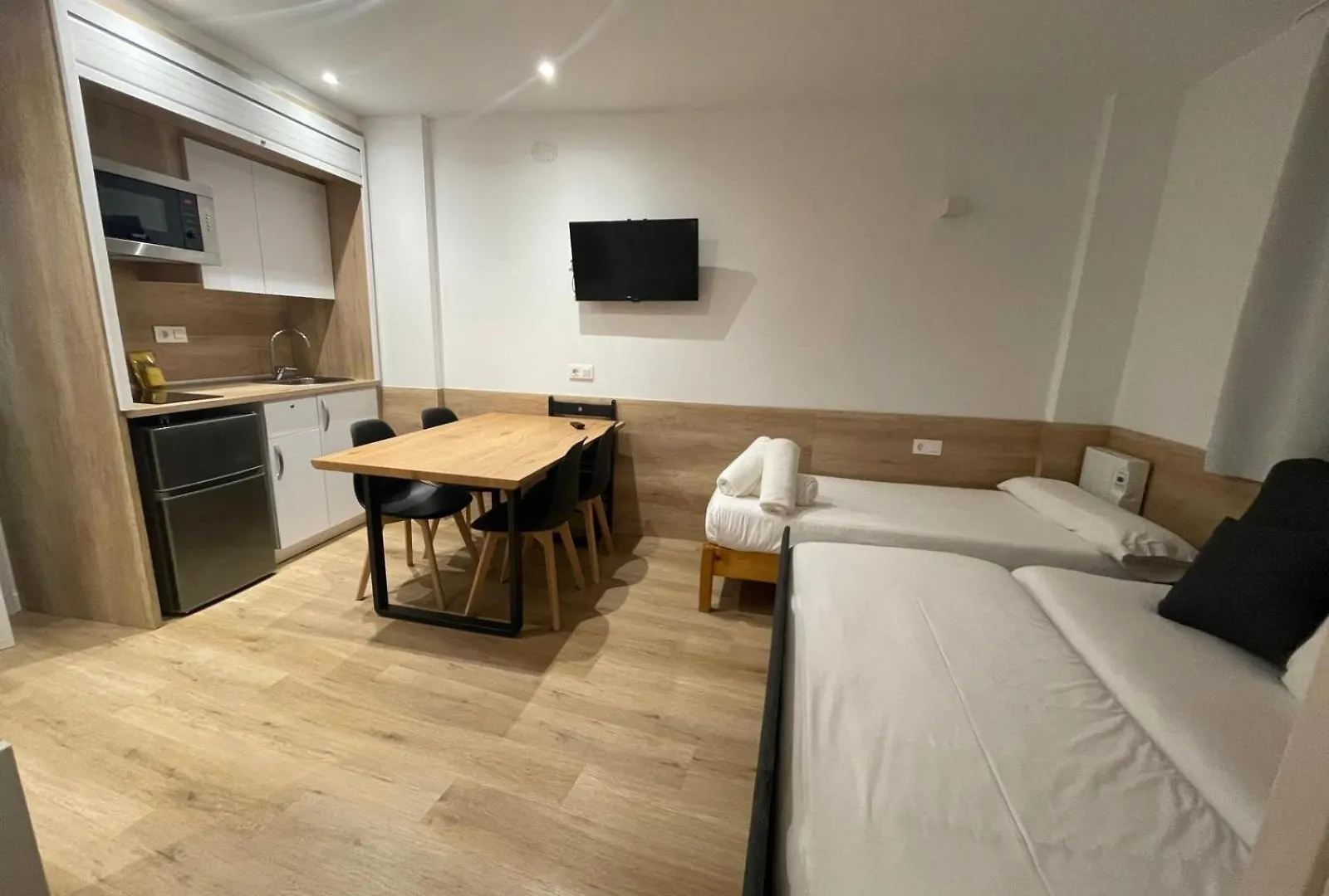 Apartamentos La Solana Pla de l'Ermita 0*,